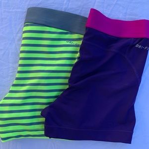 Nike Pro shorts size small